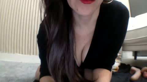 Anna online show from March 2025 01:00:02 AM