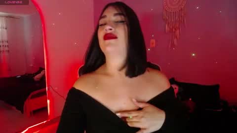 Snapshot of _santalove_ chatting on June 2026 08:25:02 PM SantaLove online show from June 2026 08:25:02 PM