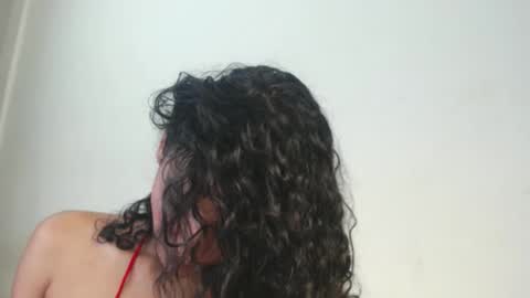 _sarahtomatto_ online show from March 2025 12:42:02 PM