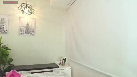 Sassy Girl online show from September 2025 06:19:01 PM