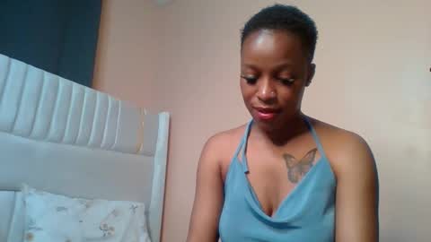 _sassydiva_ online show from November 2025 12:41:02 PM