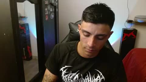 Snapshot of _schnnneider_ chatting on July 2026 11:02:01 PM SCHNEIDER online show from July 2026 11:02:01 PM