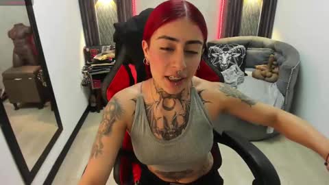 Selene online show from February 2025 03:49:02 PM