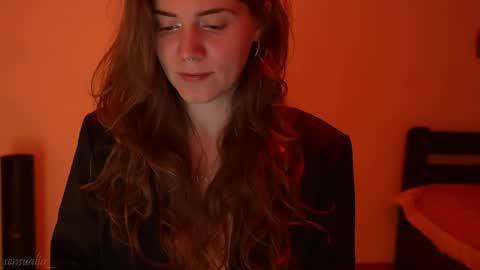 Lia online show from April 2026 08:33:02 PM