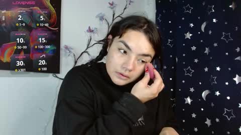 Snapshot of _serendepia_ chatting on February 2026 05:17:01 AM Serendipia online show from February 2026 05:17:01 AM