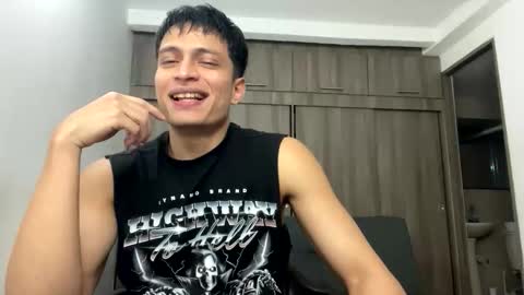 Juan Pablo-independent model online show from March 2026 12:54:01 AM