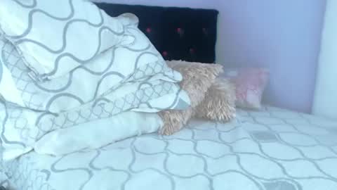 Alexa online show from January 2025 04:37:02 PM