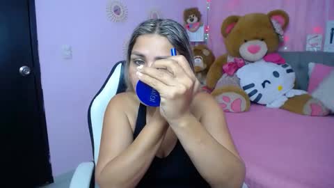 Snapshot of _sexyredhead_ chatting on November 2025 12:03:01 PM KATA online show from November 2025 12:03:01 PM