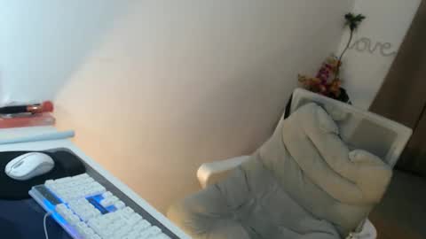 _shanexx online show from October 2025 06:27:02 PM