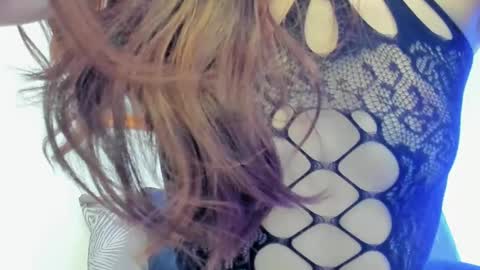 Snapshot of _silvia_vega_ chatting on April 2026 01:47:02 AM _silvia_vega_ online show from April 2026 01:47:02 AM