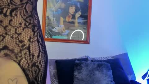 Snapshot of _silvia_vega_ chatting on April 2026 07:44:01 PM _silvia_vega_ online show from April 2026 07:44:01 PM