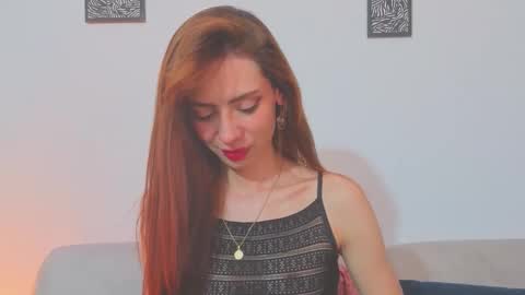 Snapshot of _silvia_vega_ chatting on May 2026 02:17:02 AM _silvia_vega_ online show from May 2026 02:17:02 AM