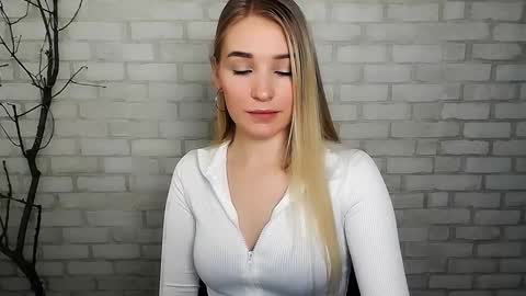 Rachel online show from December 2024 04:54:01 PM