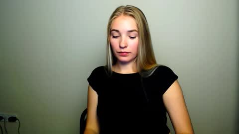 Rachel online show from October 2025 07:14:02 PM