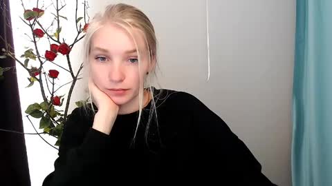 Snapshot of _snow_queen__ chatting on April 2026 02:26:01 PM Rachel online show from April 2026 02:26:01 PM