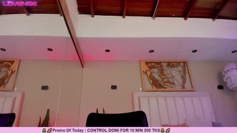 Snapshot of _sofia_cruz chatting on February 2025 01:46:02 AM 640 200 online show from February 2025 01:46:02 AM