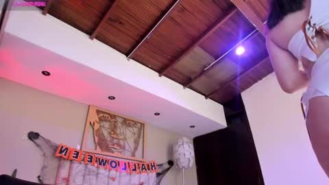 Snapshot of _sofia_cruz chatting on October 2025 07:26:02 PM 640 200 online show from October 2025 07:26:02 PM