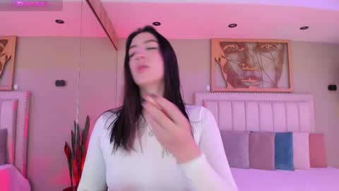 Snapshot of _sofia_cruz chatting on November 2025 05:56:01 PM 640 200 online show from November 2025 05:56:01 PM