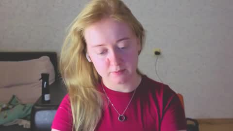 Sofiy online show from November 2025 08:19:02 PM