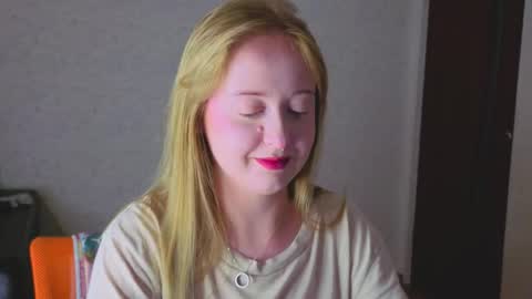 Sofiy online show from November 2025 08:00:01 PM