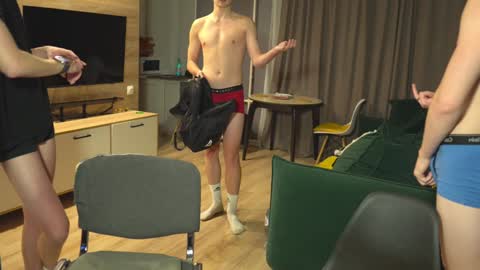 Snapshot of _sopranos_ chatting on January 2025 01:09:01 PM OLIVERpvt is open online show from January 2025 01:09:01 PM