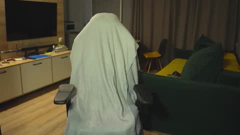 Snapshot of _sopranos_ chatting on November 2025 04:01:02 AM OLIVERpvt is open online show from November 2025 04:01:02 AM