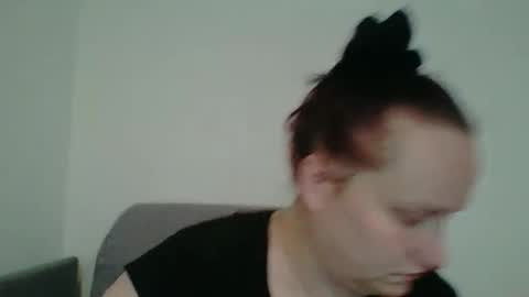 Melisa online show from October 2025 03:47:01 AM