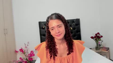 Sussi online show from February 2025 01:22:02 PM