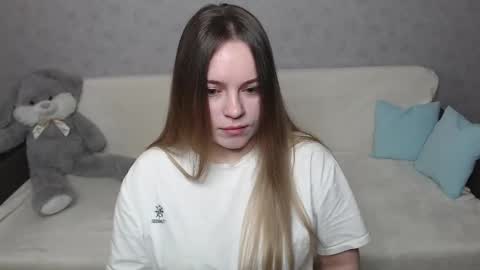 Lana online show from February 2025 06:43:02 AM