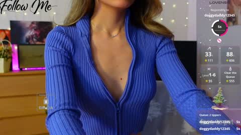 Snapshot of _sweetcams_ chatting on January 2025 10:54:01 AM Dasha online show from January 2025 10:54:01 AM