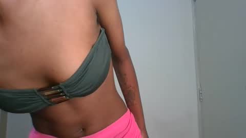 Snapshot of _sweetebony_r chatting on May 2026 06:30:02 AM _sweetebony_r online show from May 2026 06:30:02 AM