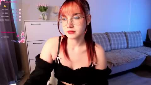 _sweetiemary_ online show from March 2026 02:44:02 AM