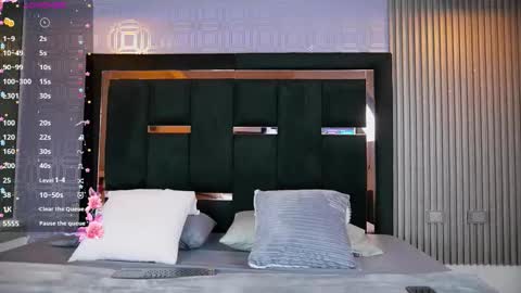 Angel online show from November 2025 10:32:02 AM