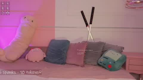 _tammarra_ online show from February 2025 08:43:02 PM