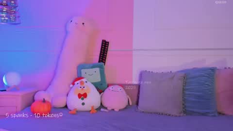 _tammarra_ online show from November 2025 10:43:02 PM