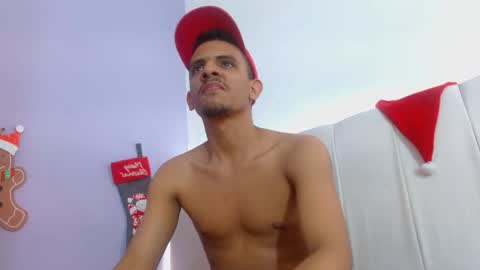 _tarek_ online show from November 2025 05:07:02 AM