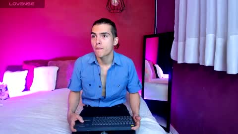    online show from November 2025 01:00:01 PM