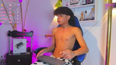 Snapshot of _taylor_black chatting on June 2026 09:30:01 PM Taylor online show from June 2026 09:30:01 PM