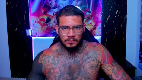 ThadeoWolf online show from March 2026 01:43:01 AM