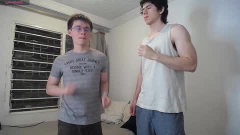 Scot y Patrick online show from November 2025 01:15:02 AM