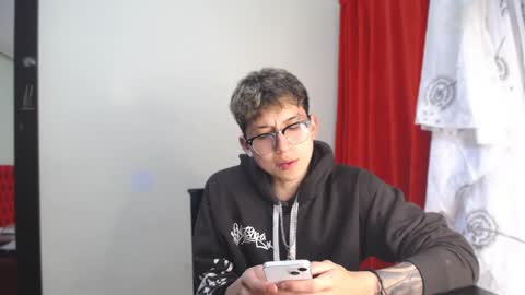 Thomas online show from December 2024 10:03:02 PM