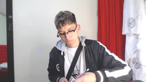 Thomas online show from January 2025 10:06:01 PM