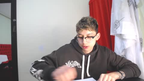 Thomas online show from January 2025 09:50:01 PM