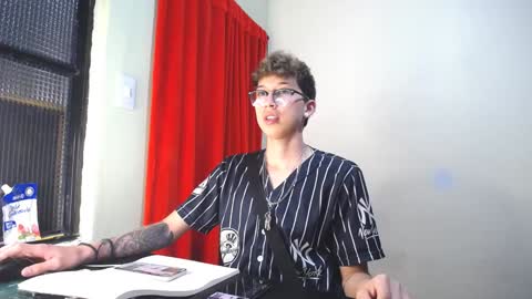 Thomas online show from February 2025 06:38:01 PM