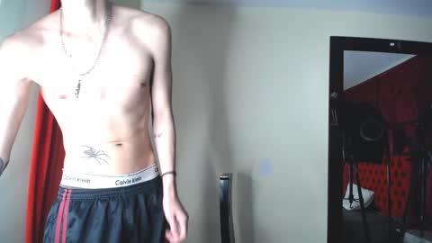 Thomas online show from February 2025 09:25:02 PM