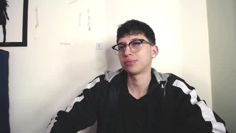 Thomas online show from November 2025 12:05:02 PM