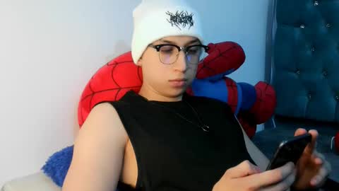 Snapshot of _thomas_hot_ chatting on March 2026 04:07:02 AM Thomas online show from March 2026 04:07:02 AM