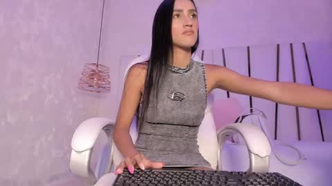 Rousse  online show from March 2025 07:09:02 PM