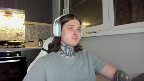 _torfin_ online show from December 2024 09:19:02 PM