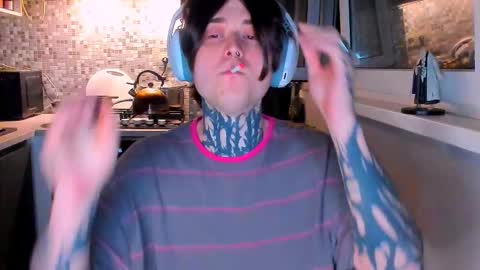 _torfin_ online show from March 2026 11:11:01 PM